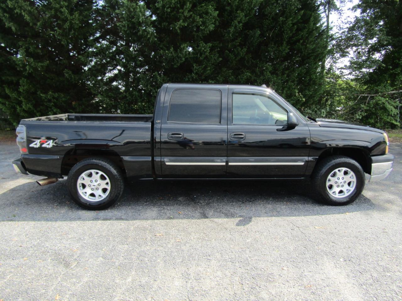 Chevrolet Silverado 1500 LT Crew Cab 4WD 2005