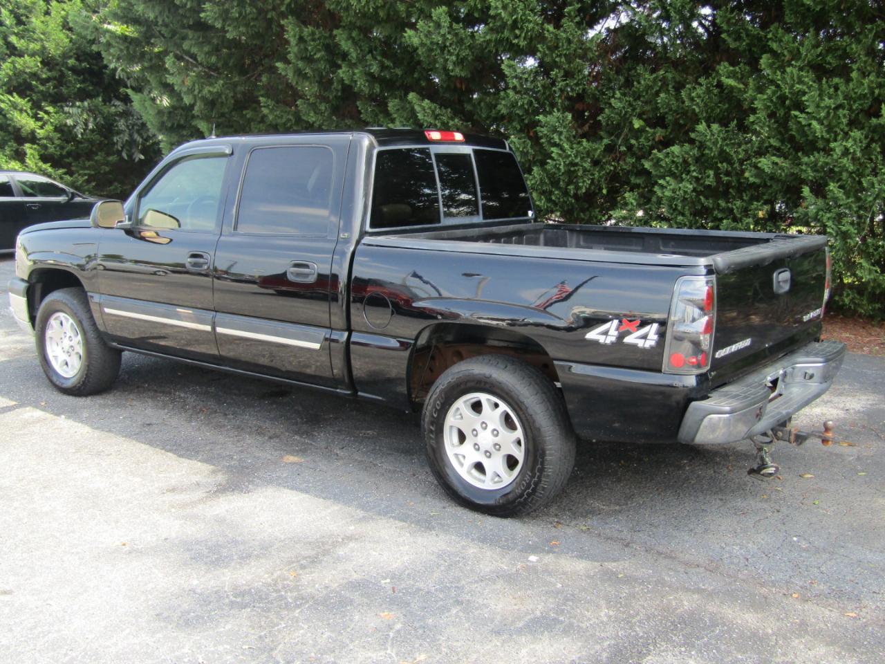 Chevrolet Silverado 1500 LT Crew Cab 4WD 2005