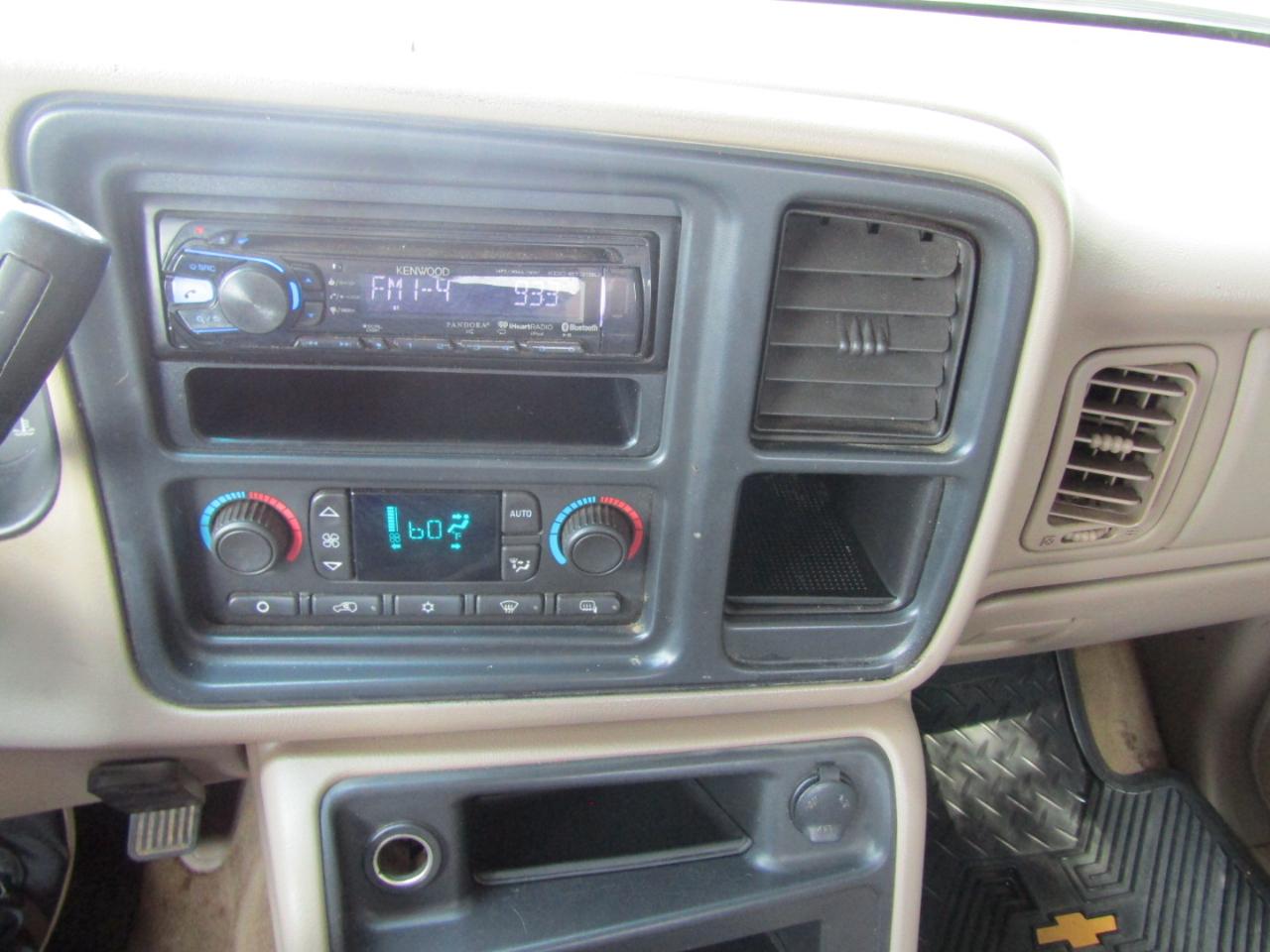 Chevrolet Silverado 1500 LT Crew Cab 4WD 2005