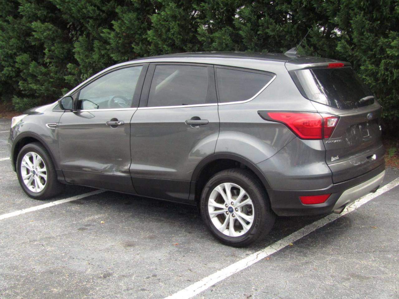 Ford Escape SE FWD 2019