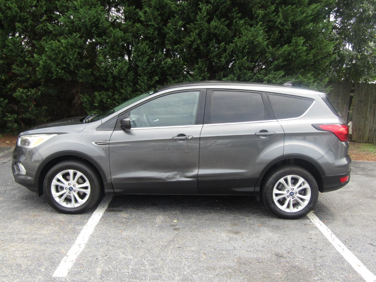 Ford Escape SE FWD 2019