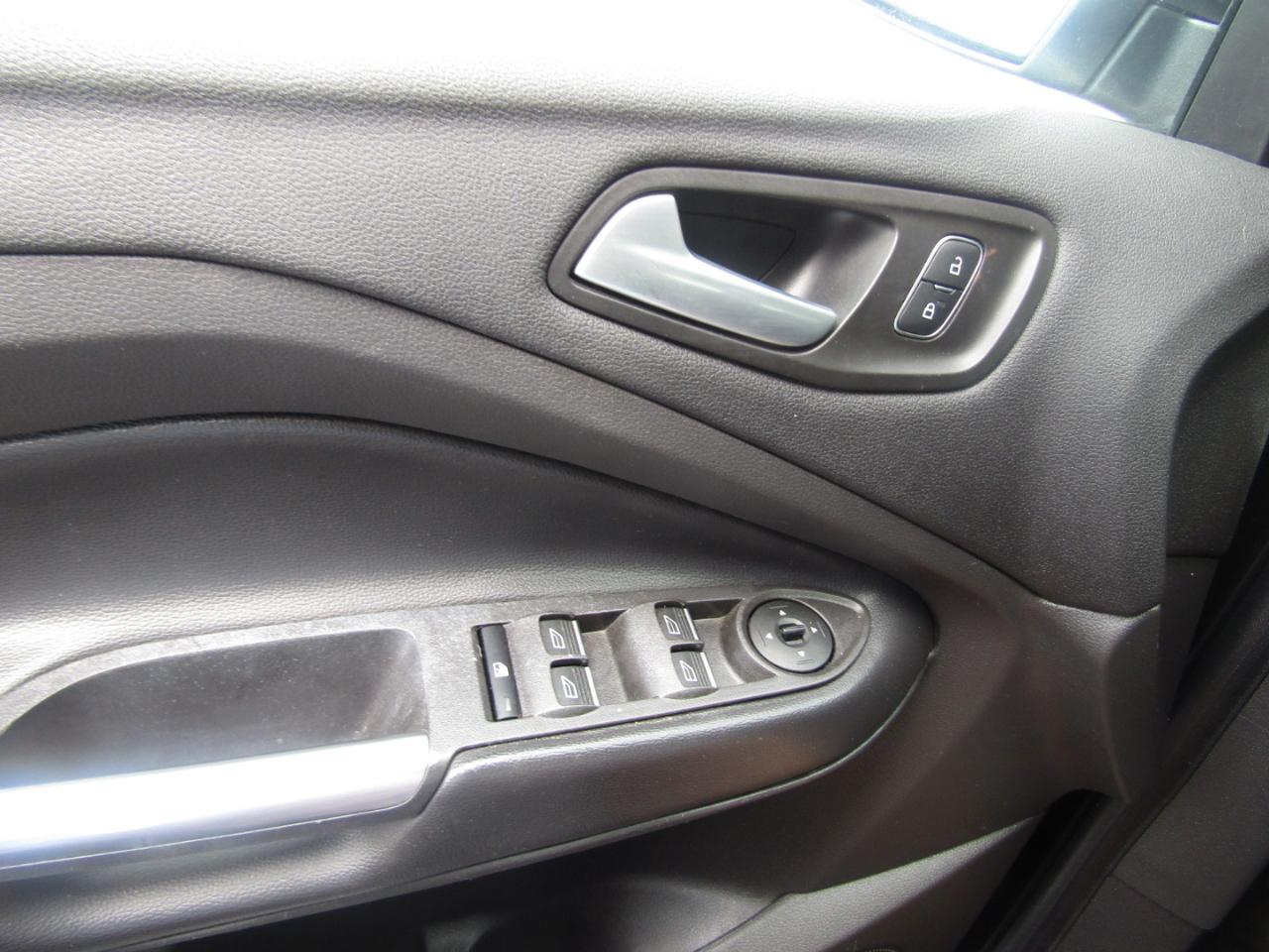 Ford Escape SE FWD 2019