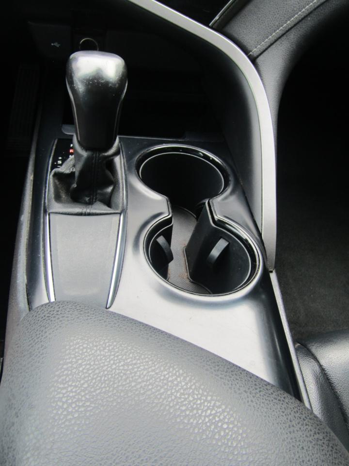 Toyota Camry SE 2020