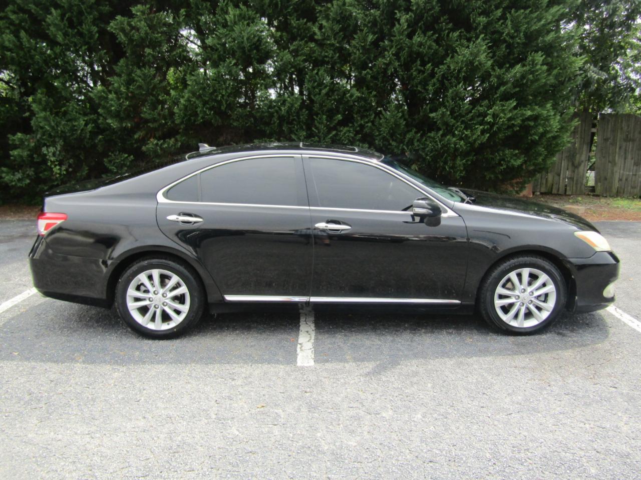 Lexus ES 350 Sedan 2011