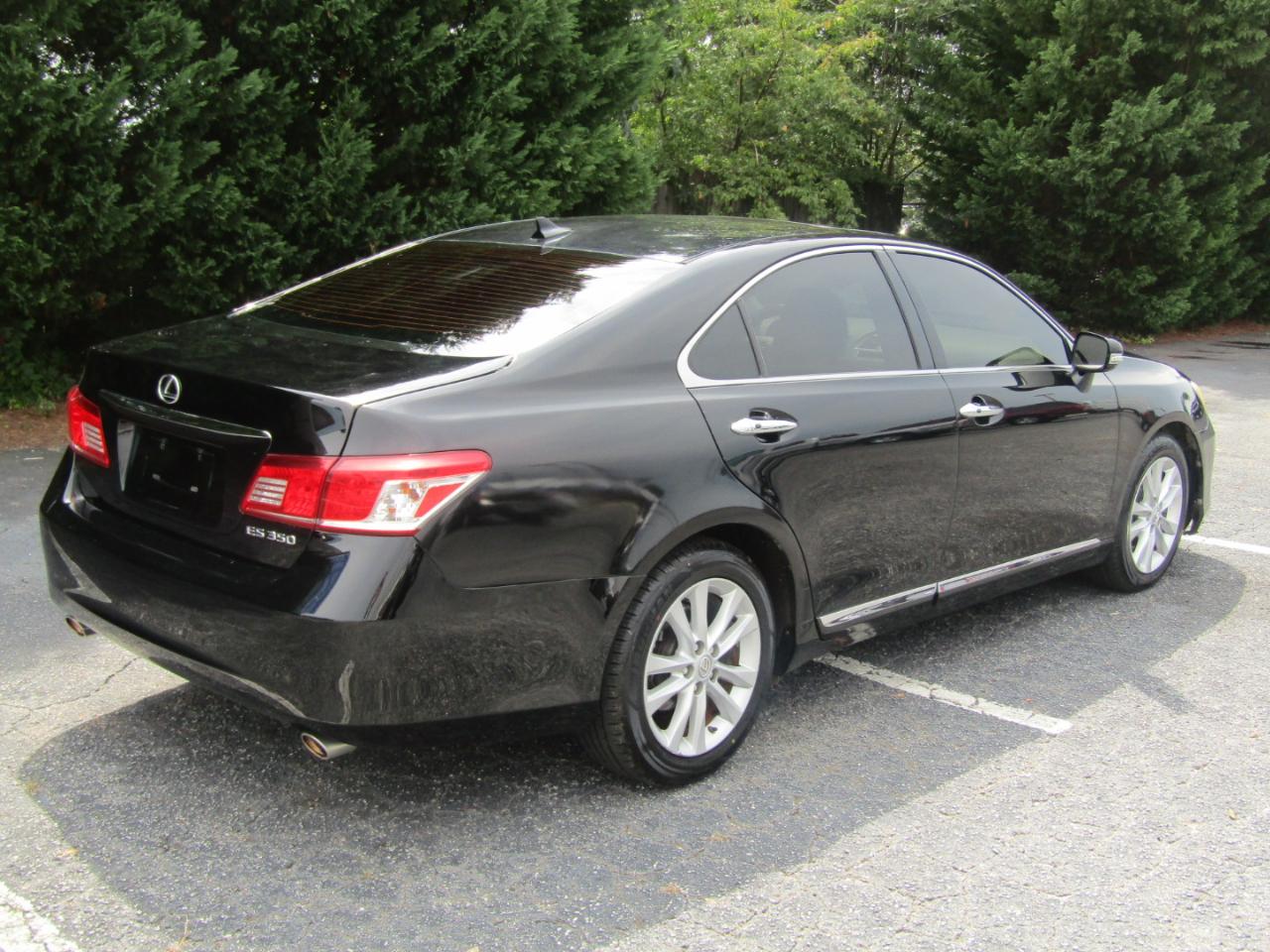 Lexus ES 350 Sedan 2011