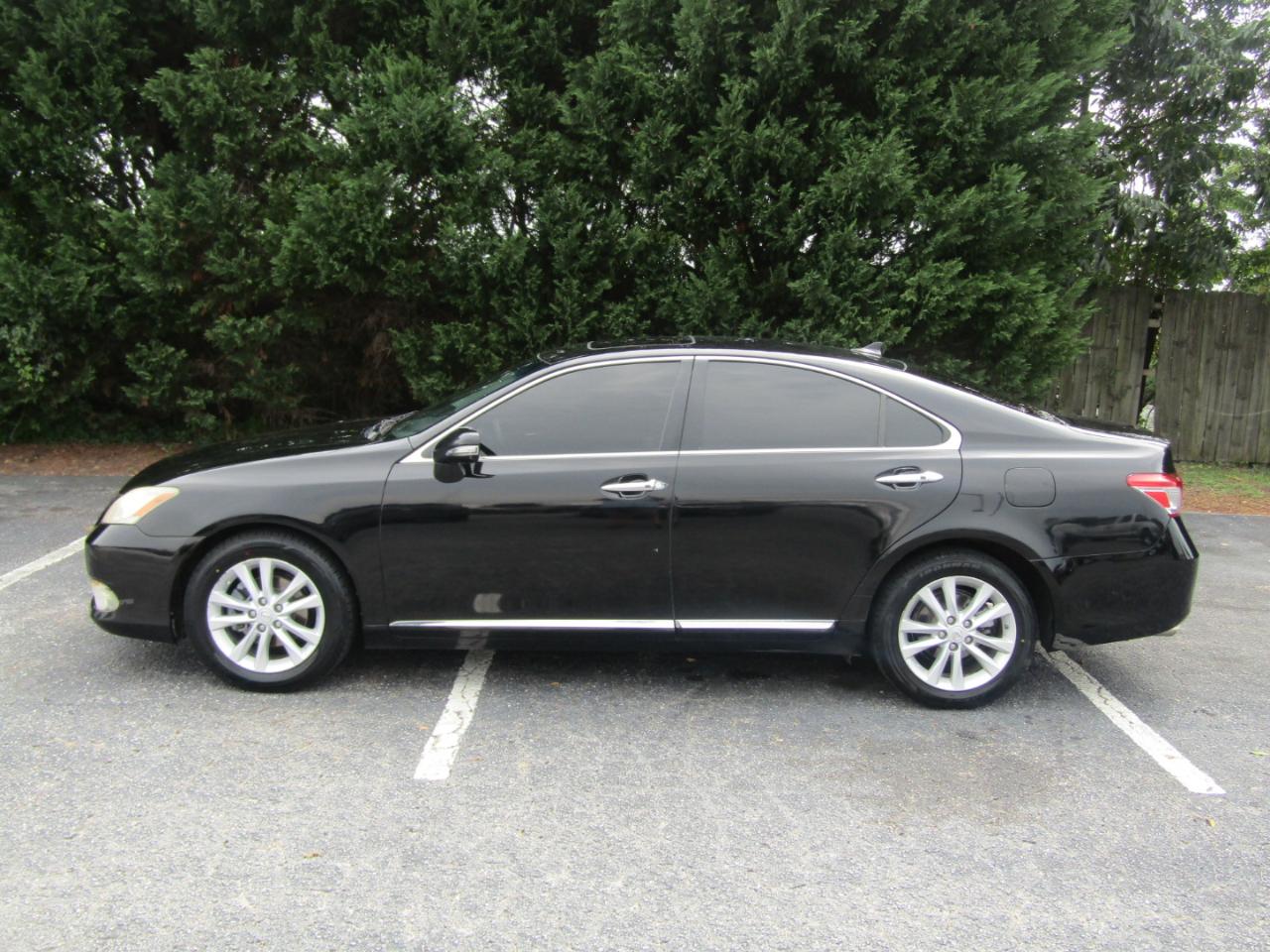 Lexus ES 350 Sedan 2011