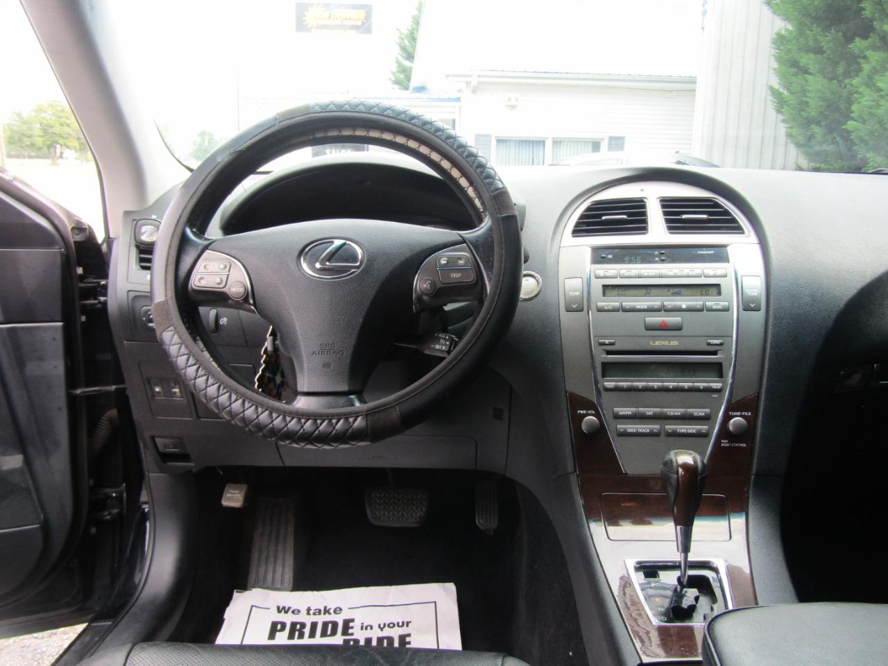 Lexus ES 350 Sedan 2011