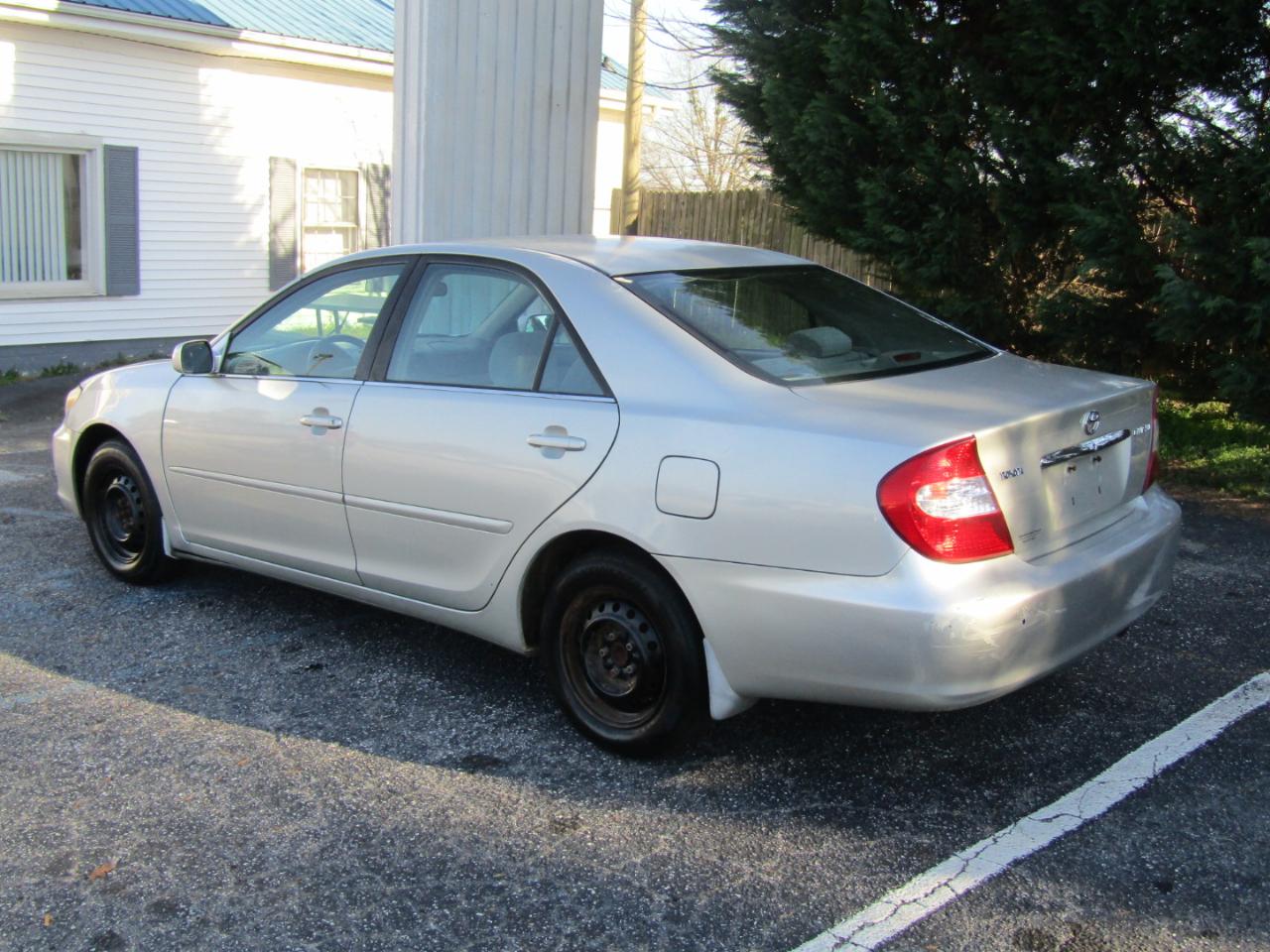 Toyota Camry XLE 2003