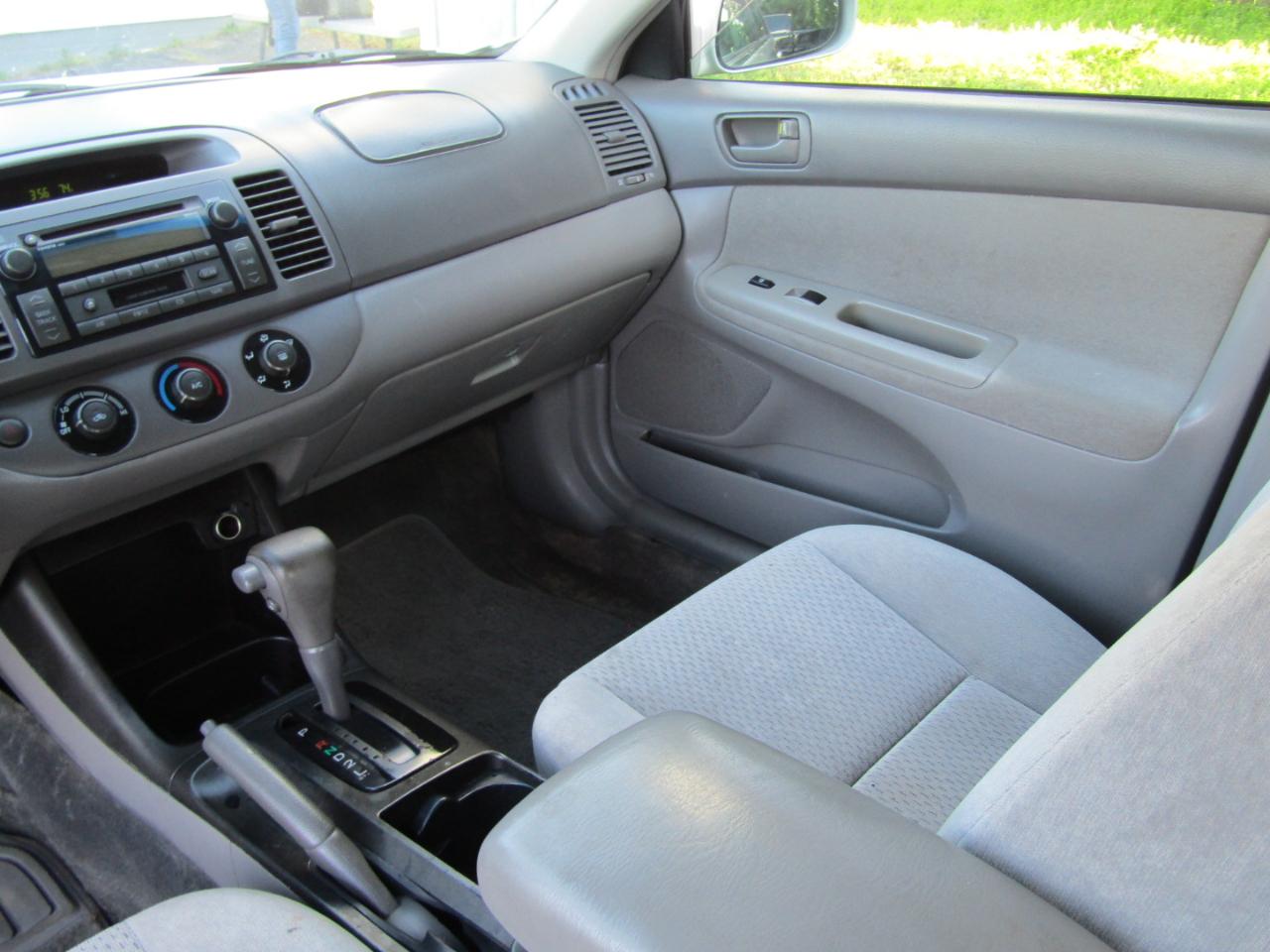 Toyota Camry XLE 2003