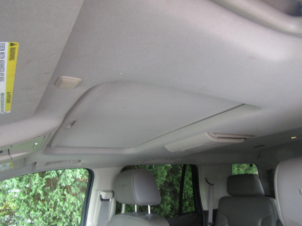 GMC Yukon Denali 4WD 2016