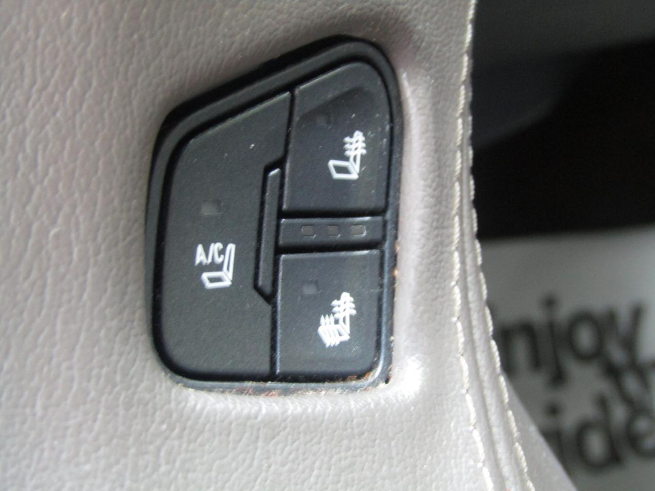 GMC Yukon Denali 4WD 2016