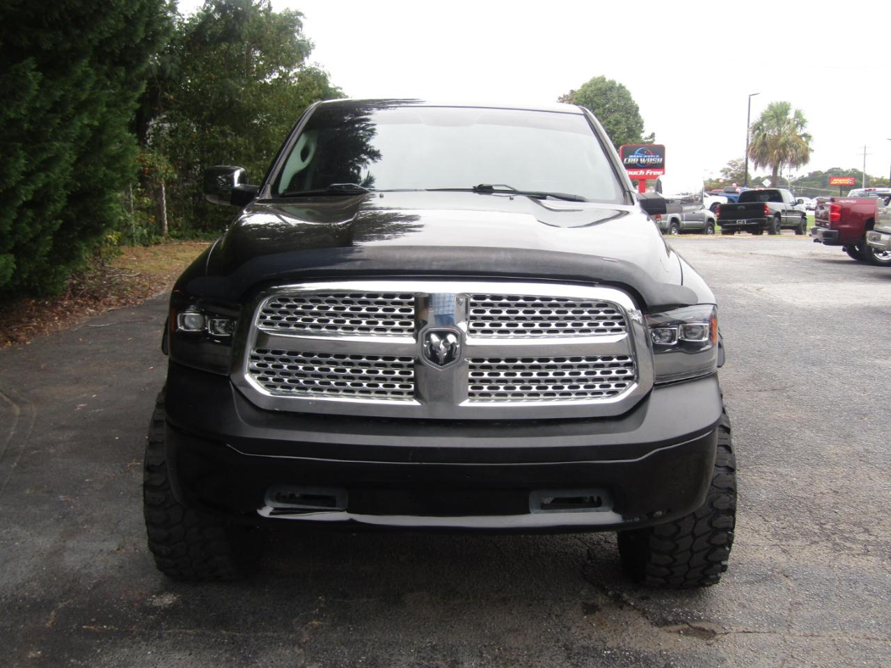 RAM 1500 Laramie Crew Cab SWB 4WD 2018