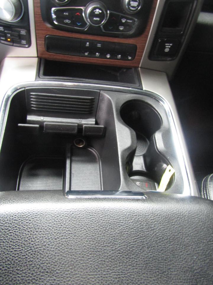 RAM 1500 Laramie Crew Cab SWB 4WD 2018