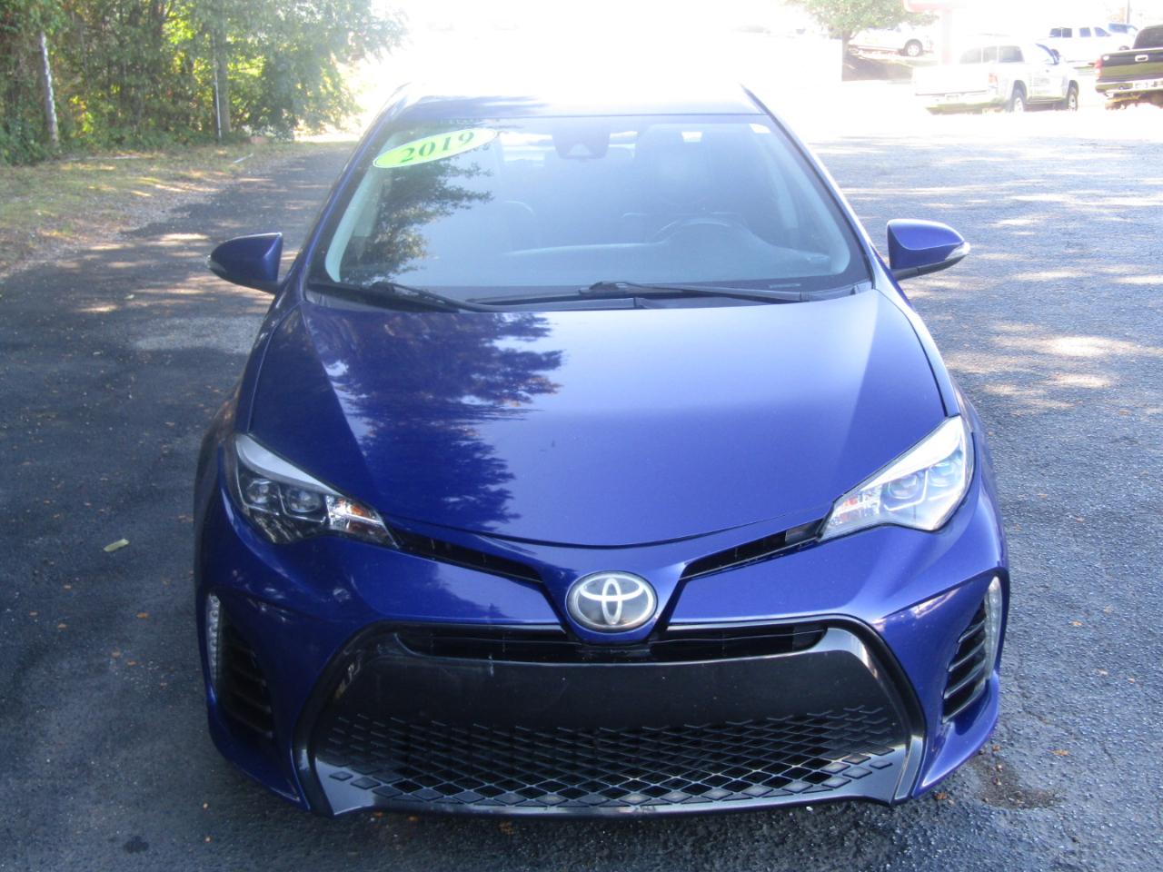 Toyota Corolla XLE CVT 2019