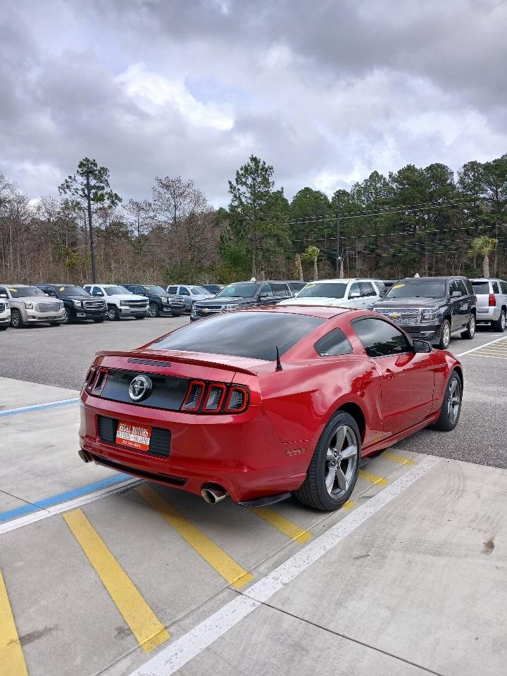 Ford Mustang V6 Coupe 2013