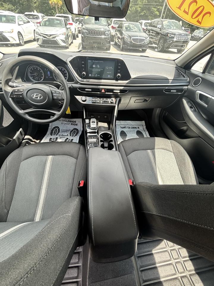 Hyundai Sonata SE 2021