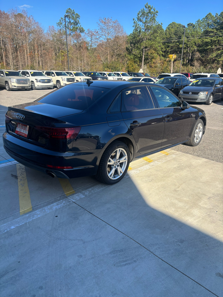 Audi A4 2.0T Premium Sedan 2018