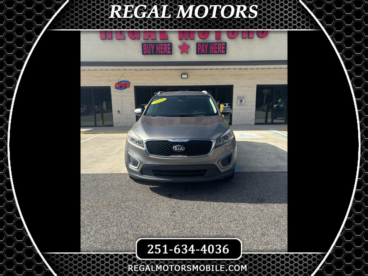 2016 Kia Sorento LX's photo