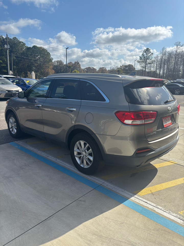 Kia Sorento LX 2WD 2016