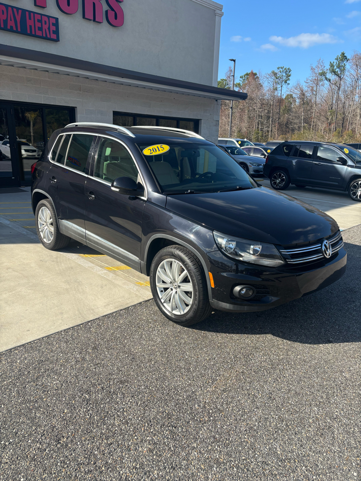 Volkswagen Tiguan S 2015