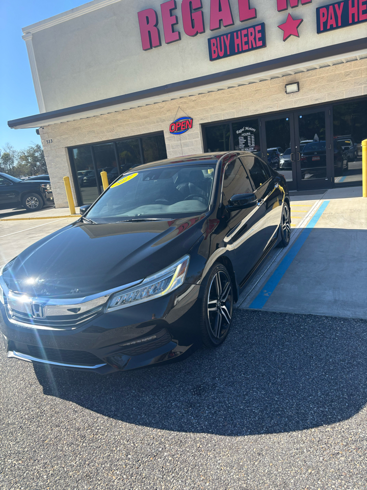 Honda Accord Touring V6 Sedan 6-Spd AT 2017