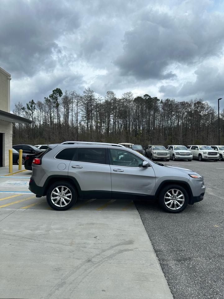 Jeep Cherokee Limited FWD 2015