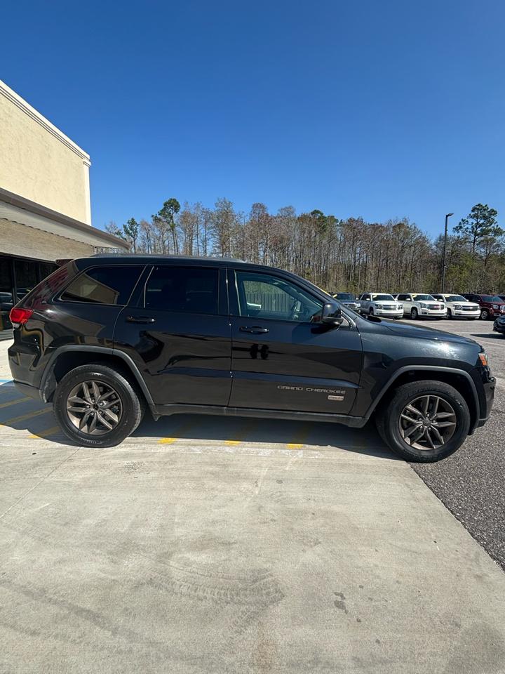 Jeep Grand Cherokee  2016