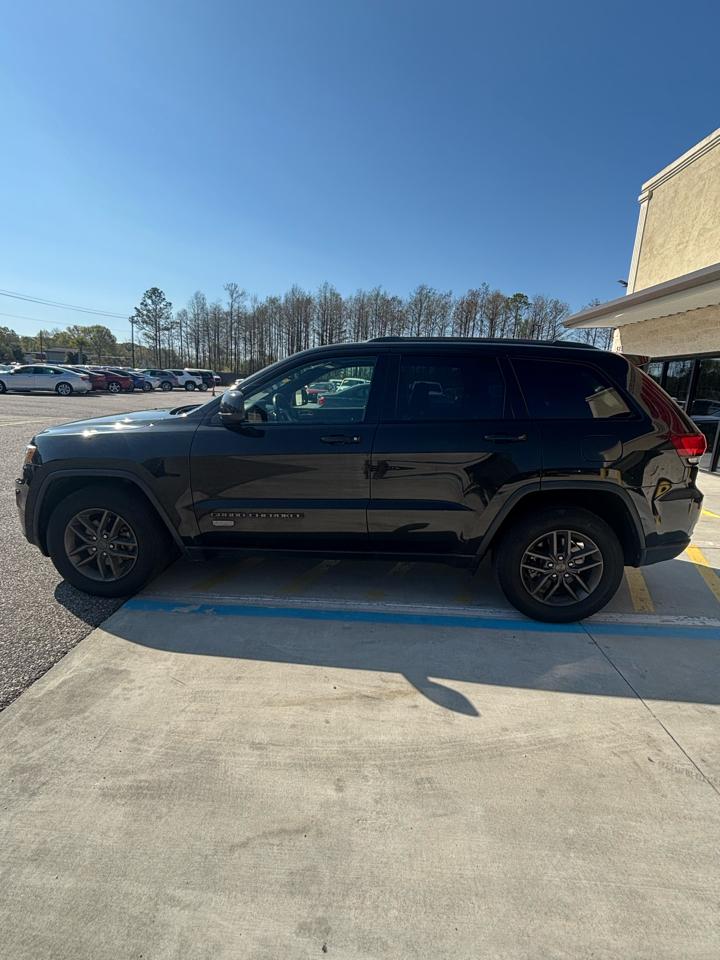 Jeep Grand Cherokee  2016