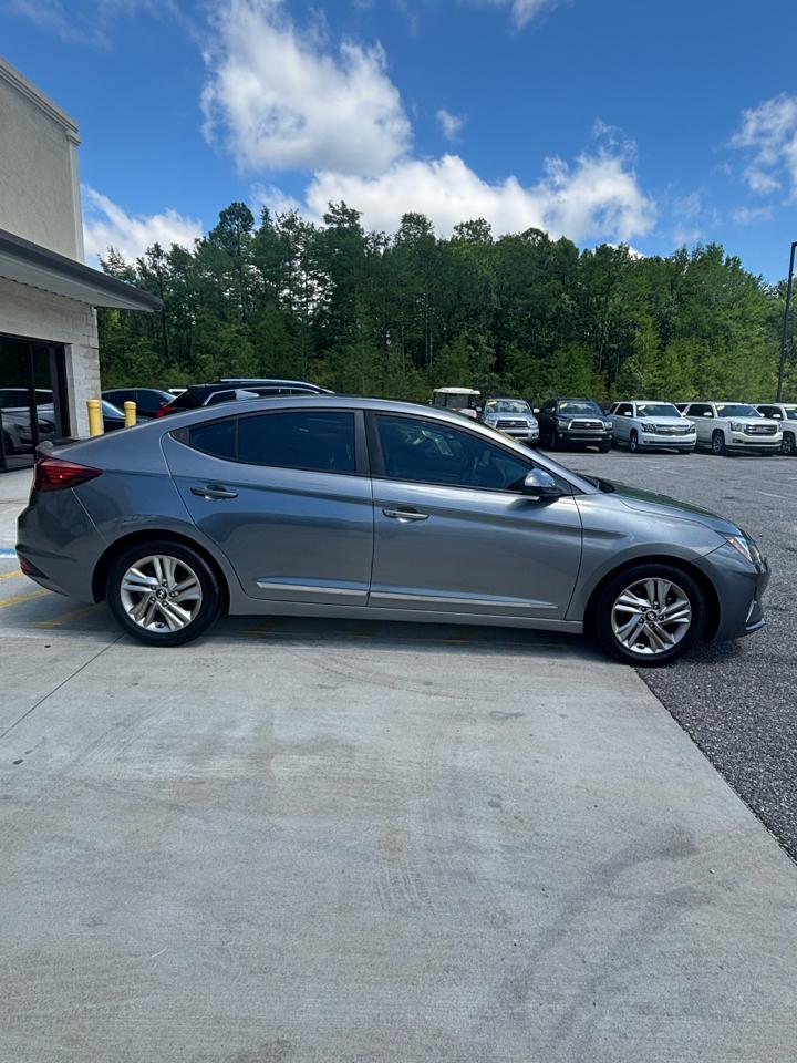Hyundai Elantra Limited 2019