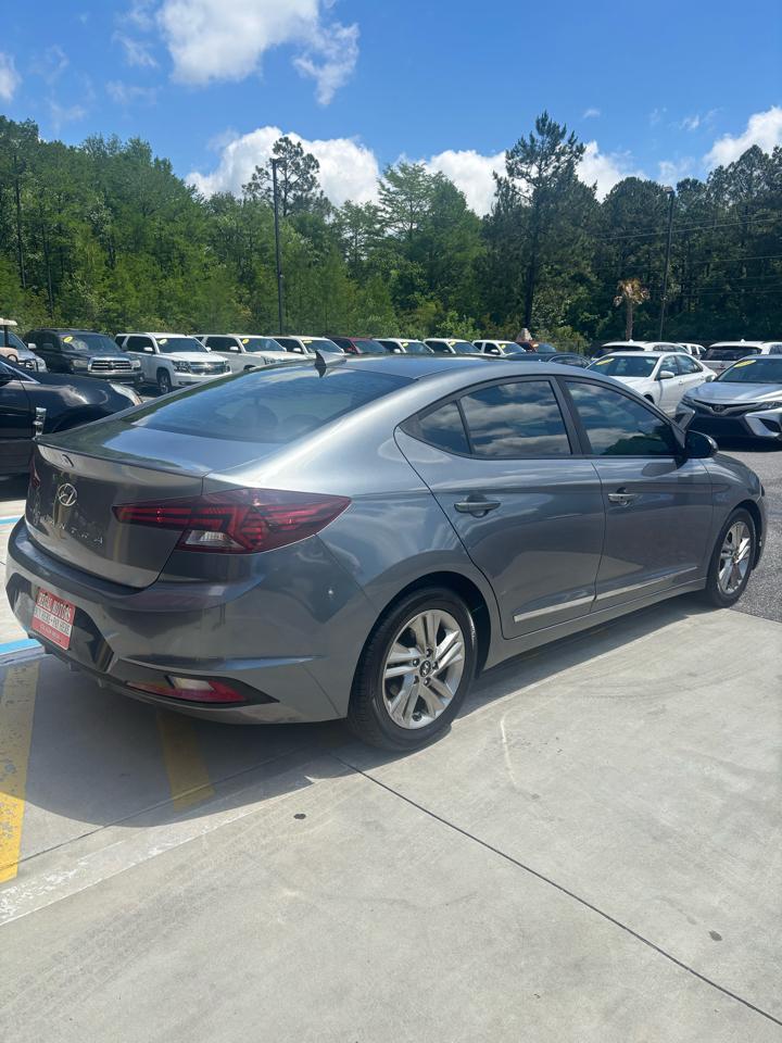 Hyundai Elantra Limited 2019