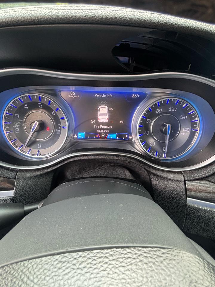 Chrysler 300 Limited RWD 2015