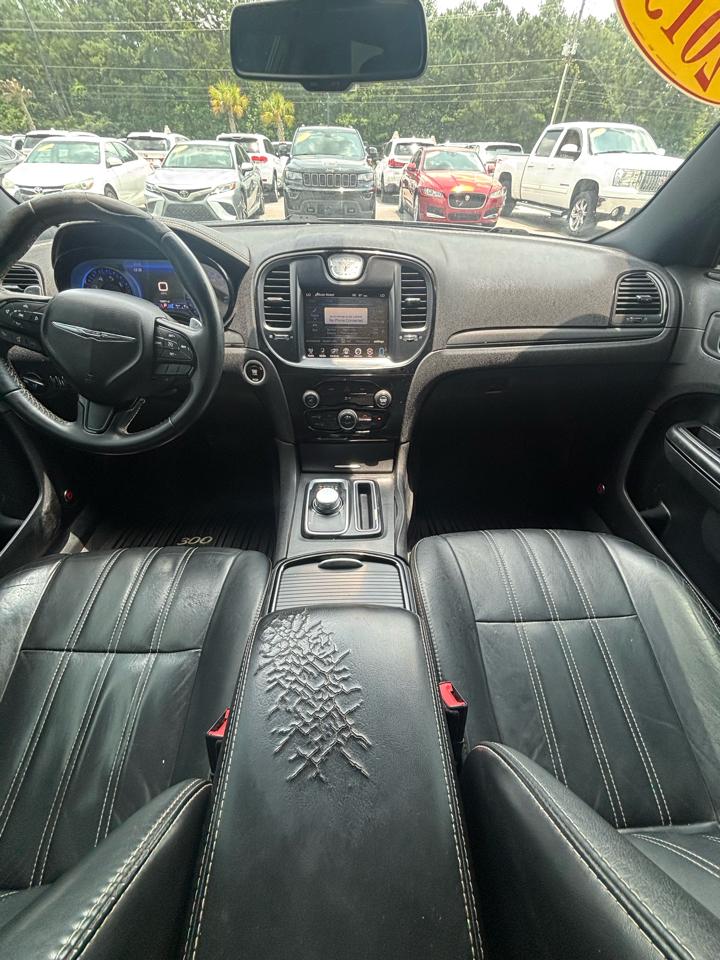 Chrysler 300 S V6 RWD 2015