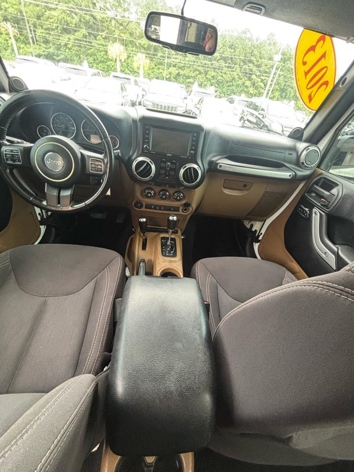 Jeep Wrangler Unlimited Rubicon 4WD 2014