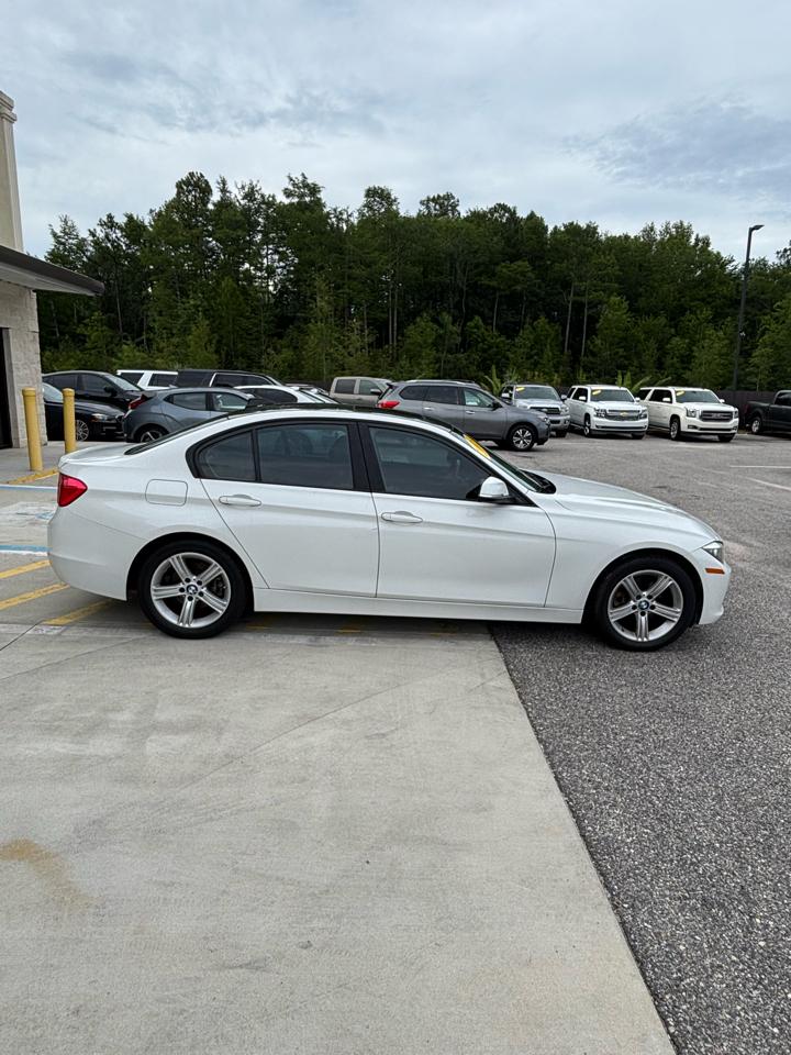 BMW 3-Series 320i Sedan 2015