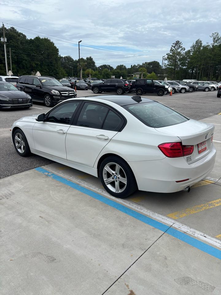 BMW 3-Series 320i Sedan 2015