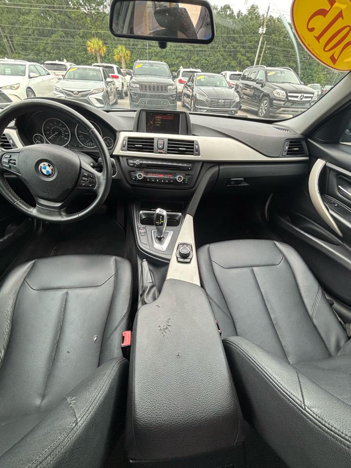 BMW 3-Series 320i Sedan 2015