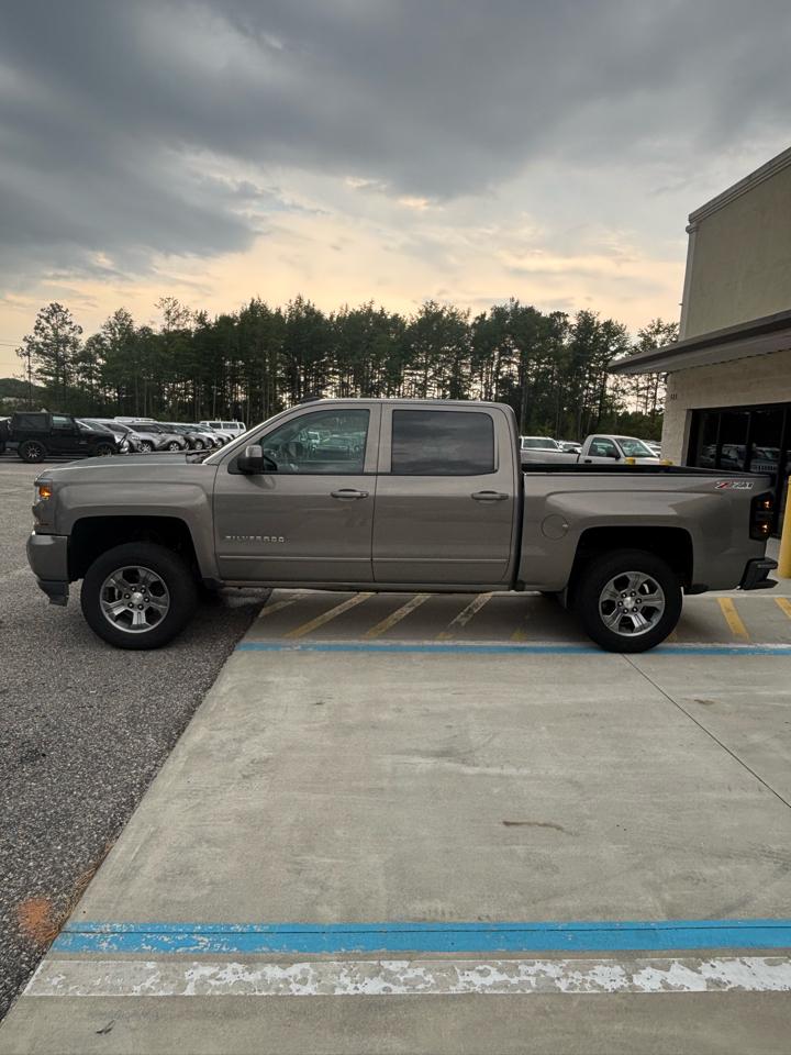 Chevrolet Silverado 1500  2017