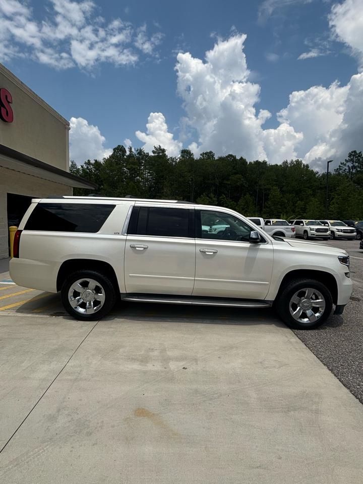Chevrolet Suburban LTZ 2WD 2015