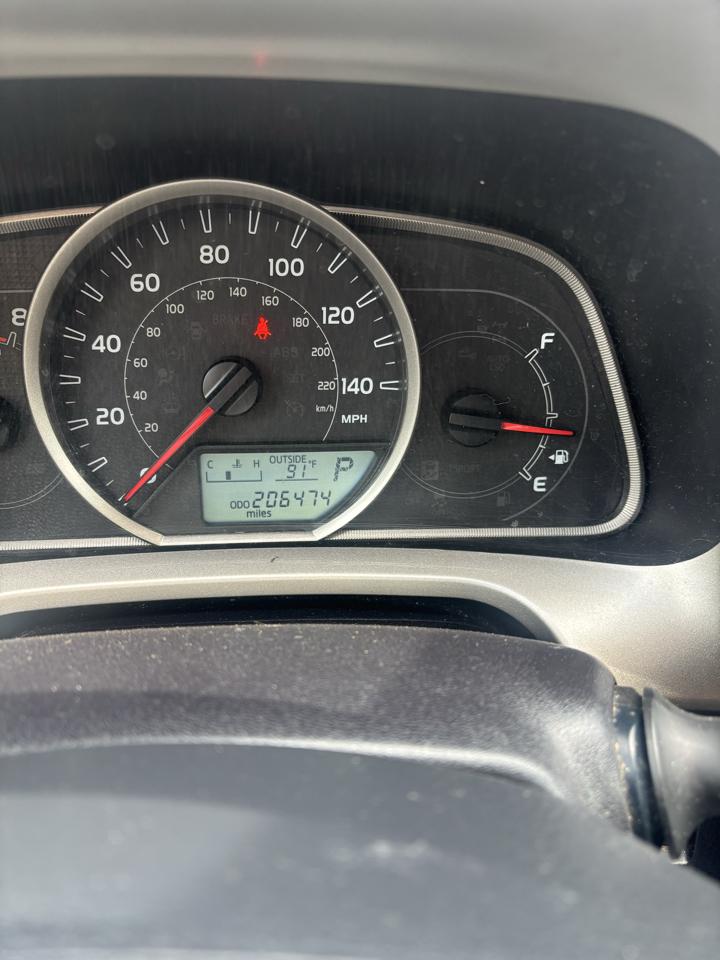 Toyota RAV4 LE FWD 2015