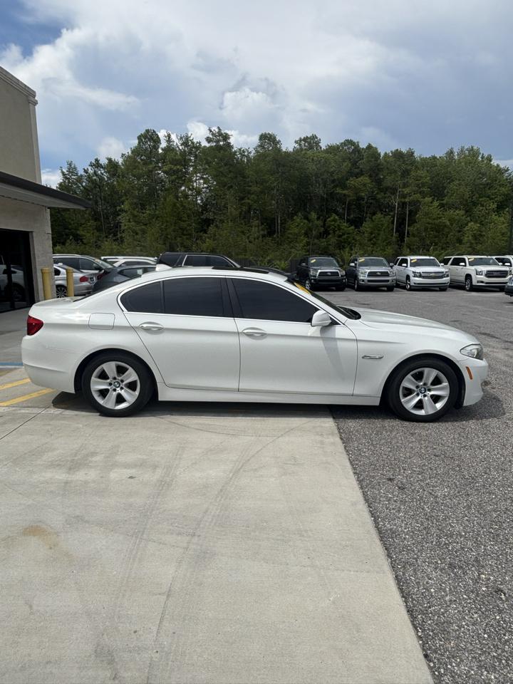 BMW 5-Series 528i 2012