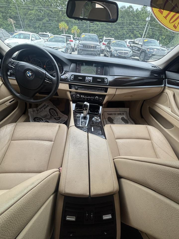 BMW 5-Series 528i 2012