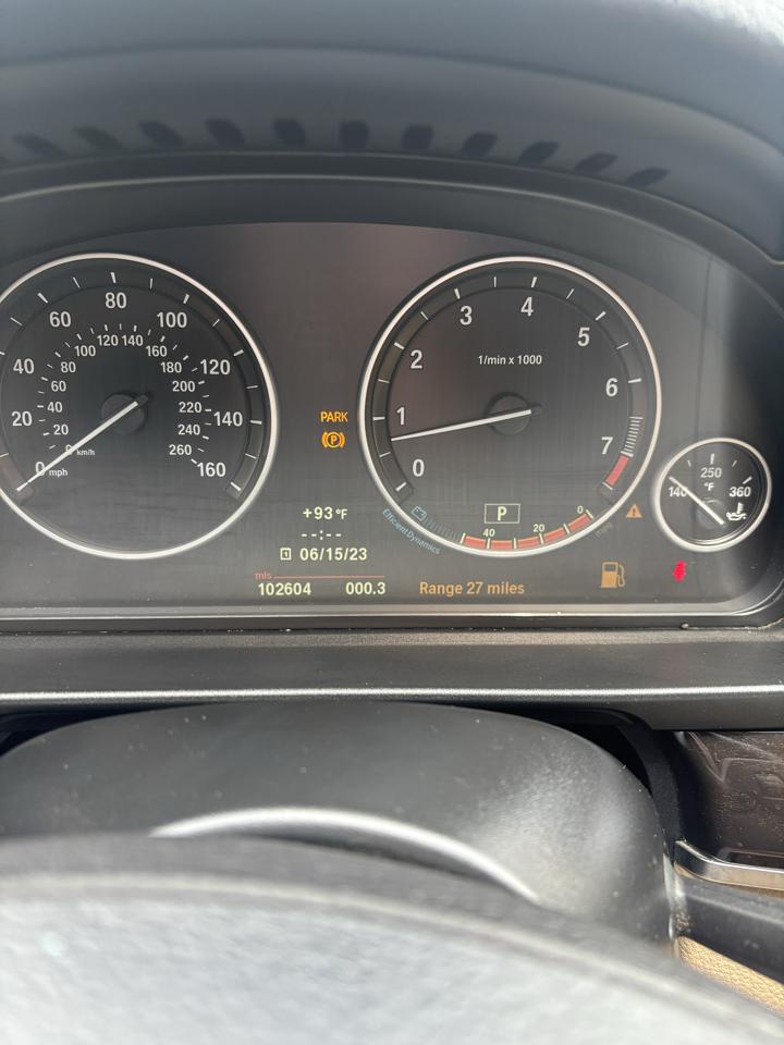 BMW 5-Series 528i 2012