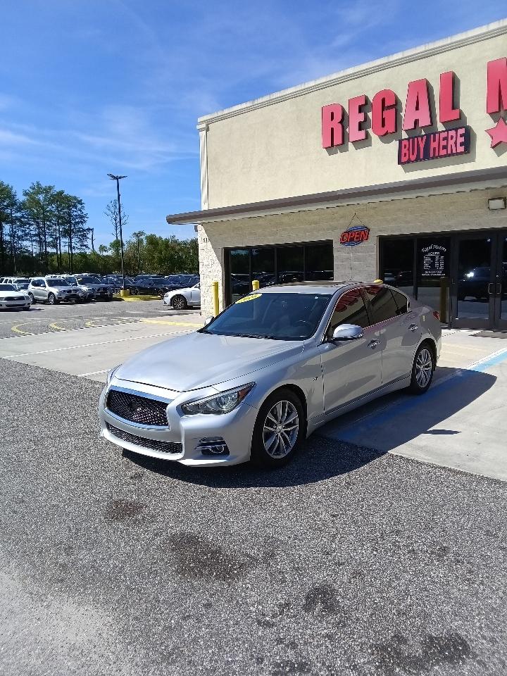 Infiniti Q50 Base 2015
