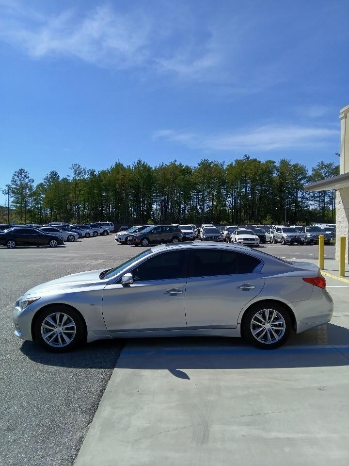 Infiniti Q50 Base 2015