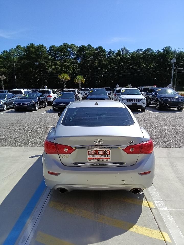 Infiniti Q50 Base 2015