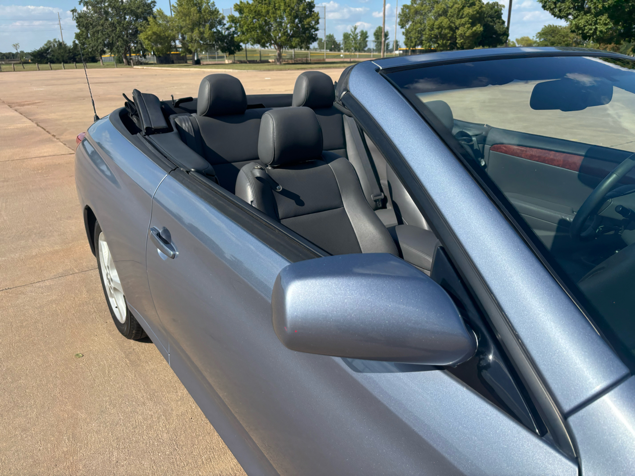 2006 Toyota Camry Solara SE photo 10