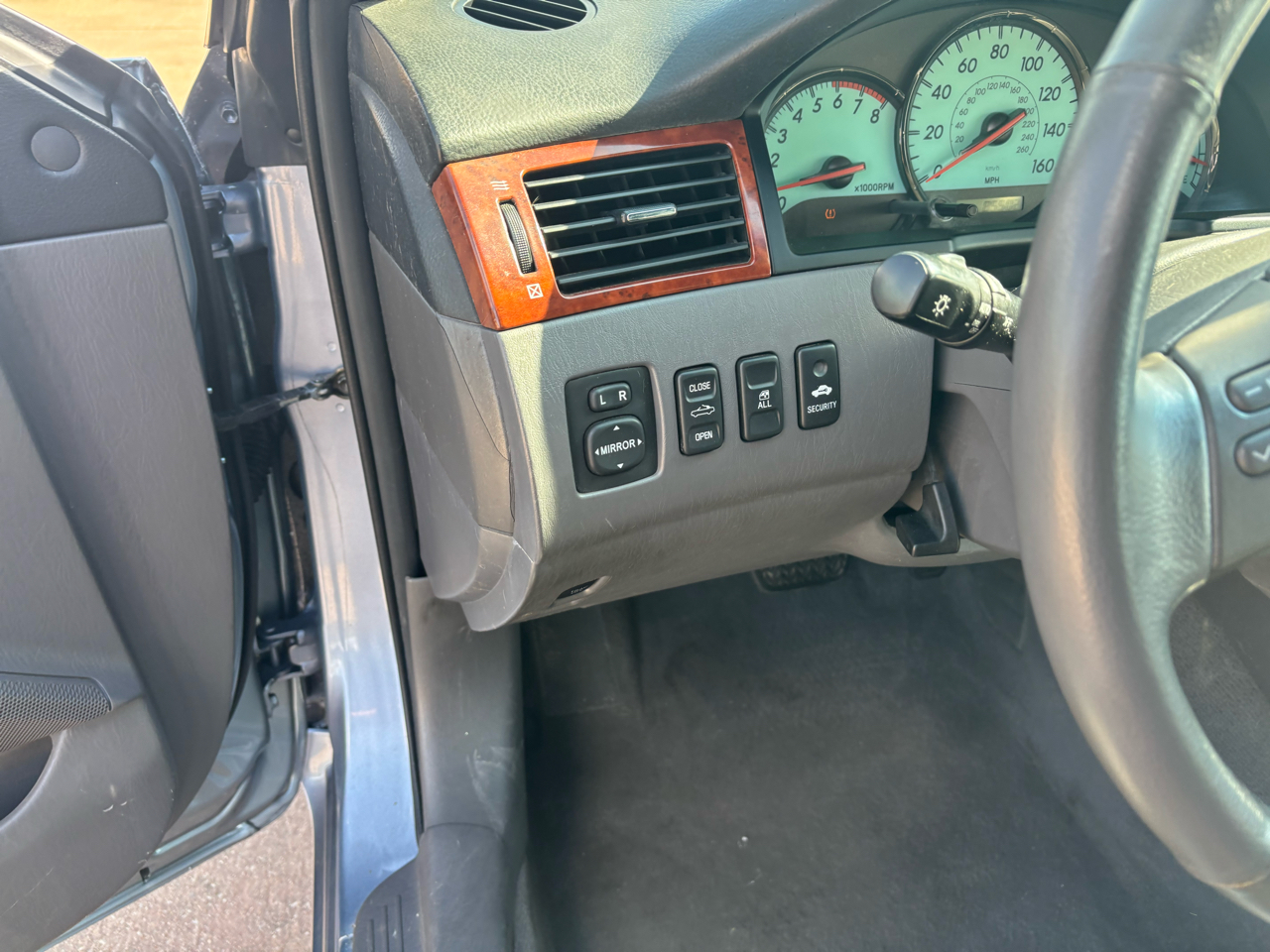 2006 Toyota Camry Solara SE photo 14