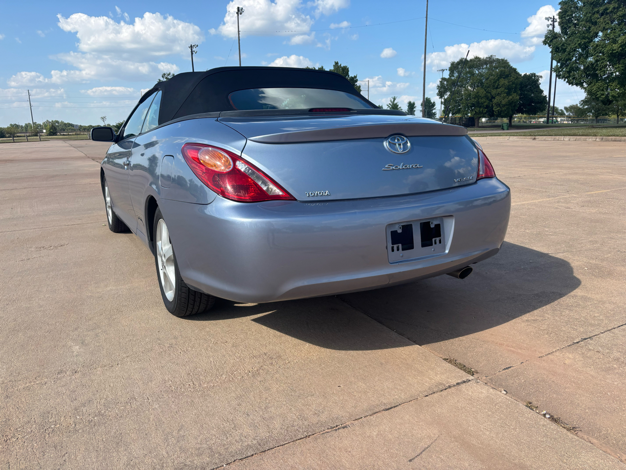 2006 Toyota Camry Solara SE photo 26