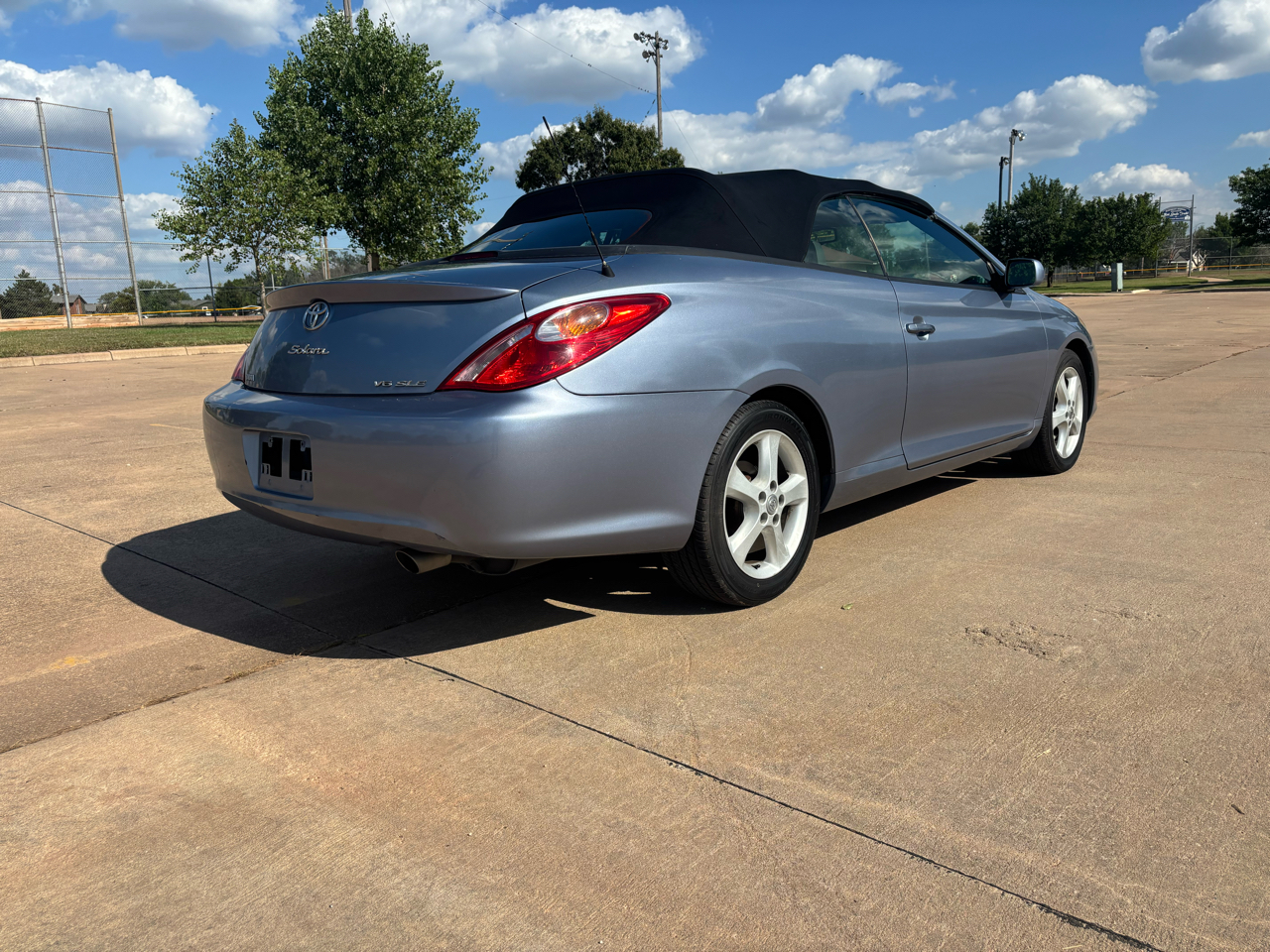 2006 Toyota Camry Solara SE photo 28