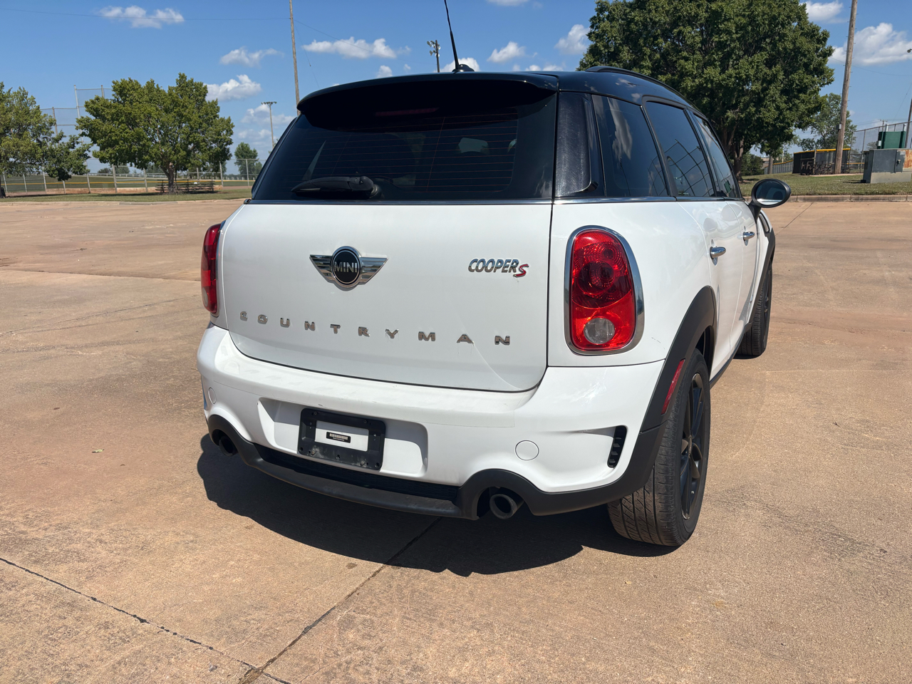 2014 Mini Countryman ALL4 S photo 15